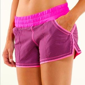 lululemon nwt SHAKE & BREAK SHORTS 4” size 10 Hyper Stripe Raspberry Glo